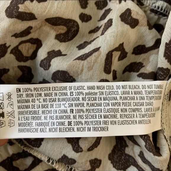 La’Ven Animal leopard print tan puff sleeve tiered Blouse - Picture 5 of 7